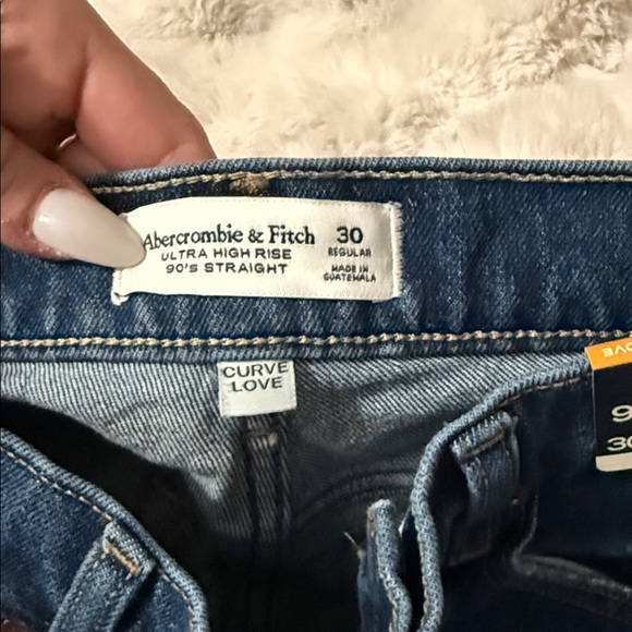 Womens ultra high rise 90s Straight Blue Jeans- BRAND NEW W TAGS ABERCROMBIE - Picture 11 of 14